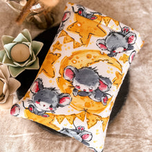 Load image into Gallery viewer, Animal Book Sleeves