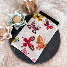 Load image into Gallery viewer, Animal Kindle Paperwhite Sleeves