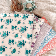 Load image into Gallery viewer, Floral Sleeves
