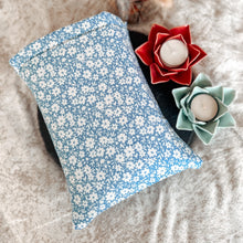 Load image into Gallery viewer, Floral Sleeves