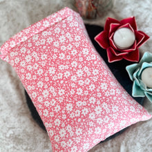 Load image into Gallery viewer, Floral Sleeves